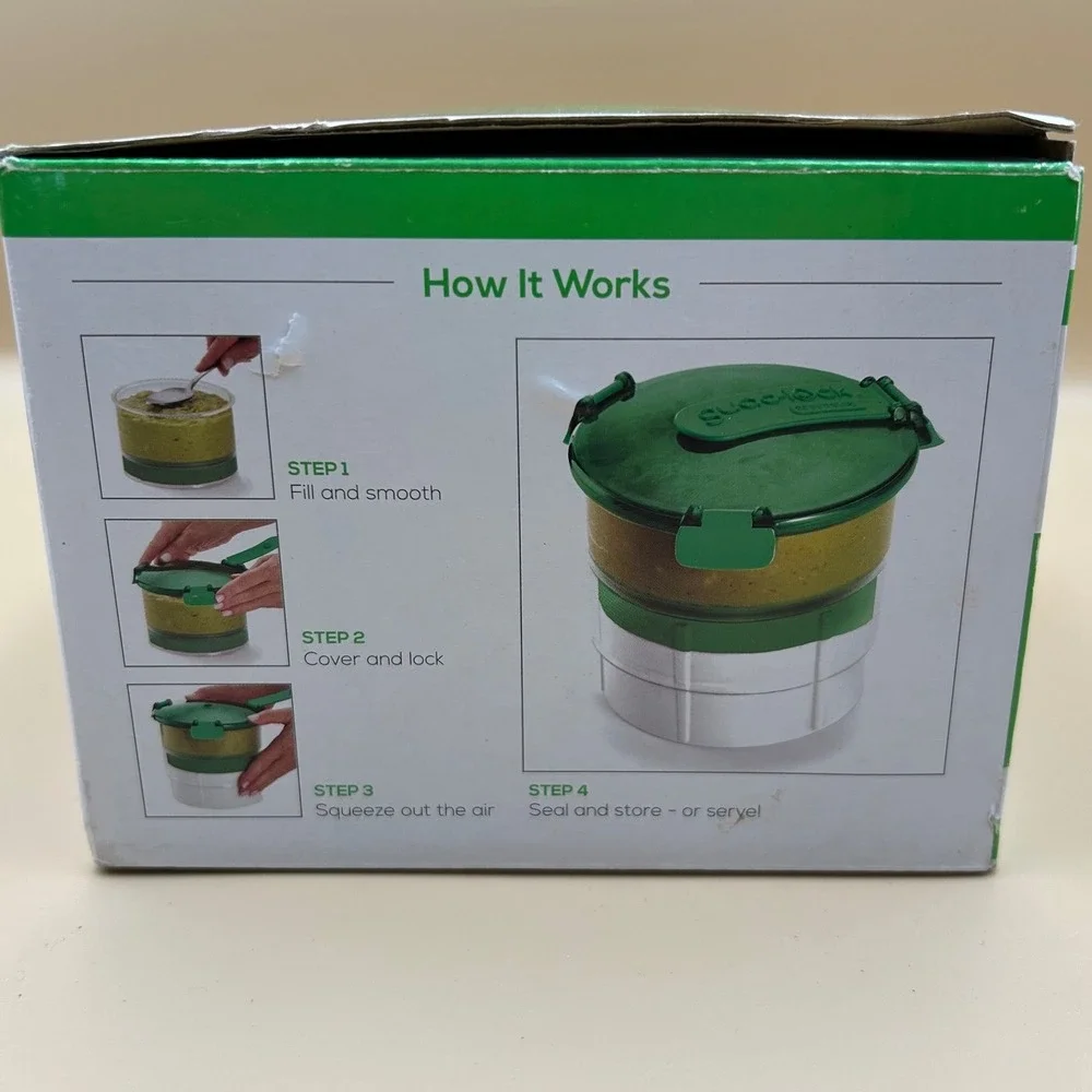 Casabella Guac-Lock Guacamole Storage Container Green Airtight Freshness Saver